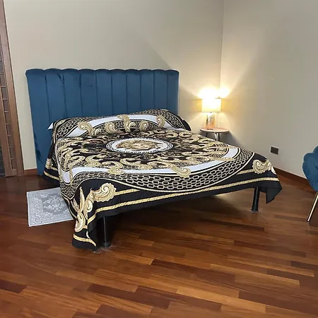 Piazza Duomo Al 55 게스트하우스 보게라